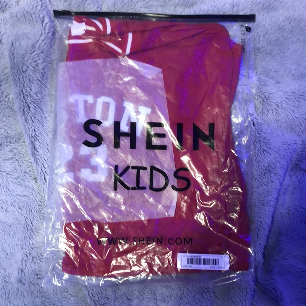 boston cropped crew neck